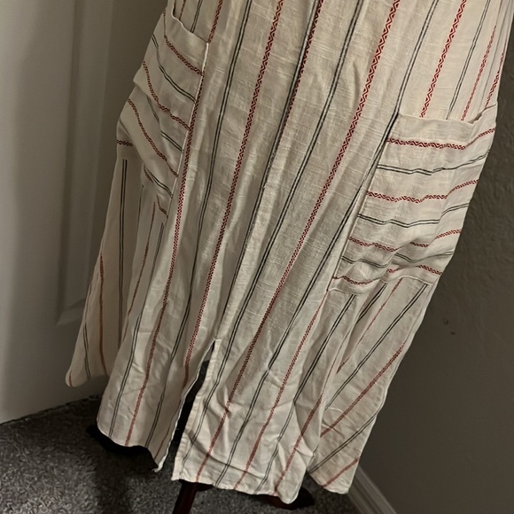 Midi dress - Picture 4 of 8